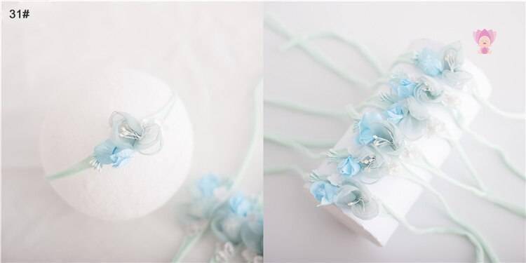 Baby Girl's Elastic Headband with Flower Shaped Ribbons