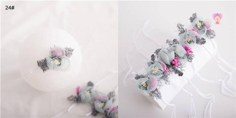 Baby Girl's Elastic Headband with Flower Shaped Ribbons