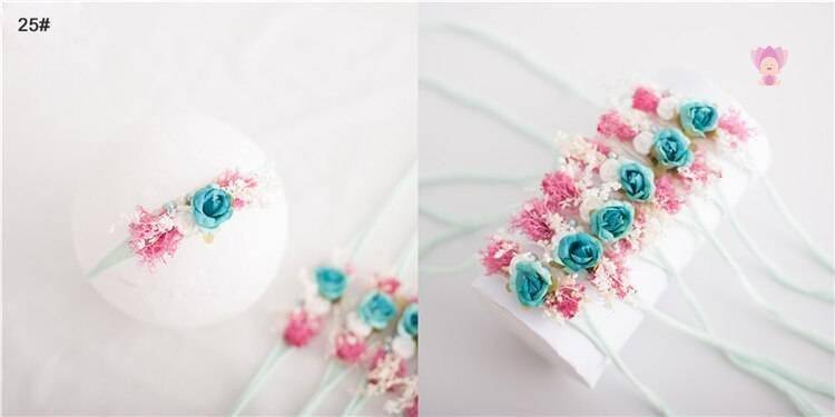 Baby Girl's Elastic Headband with Flower Shaped Ribbons