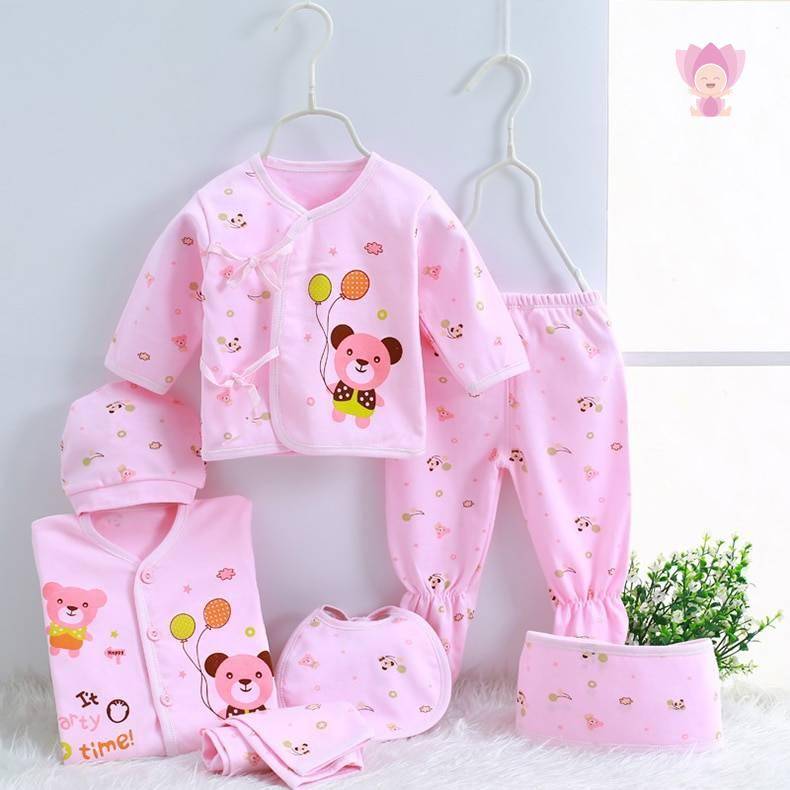 Newborn Baby's Cotton Clothing 7 Pcs Set